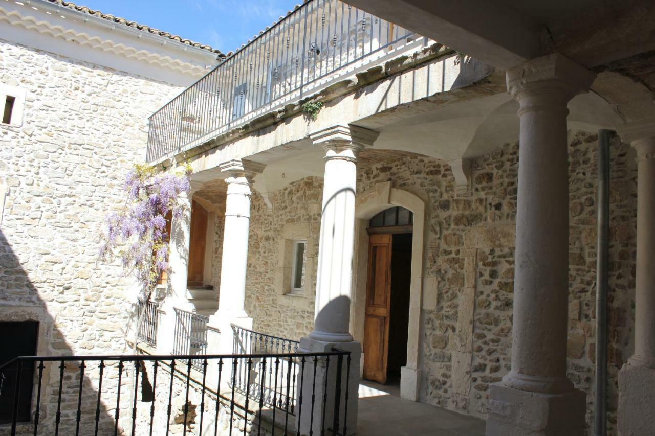 Bed and Breakfast Domaine Forvent à Saint-Julien-de-Peyrolas Extérieur photo